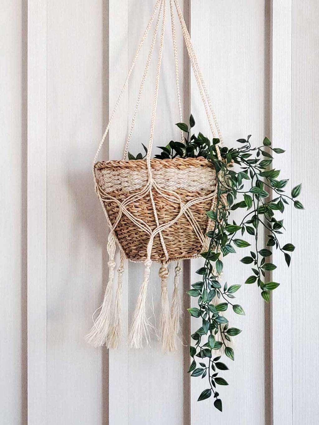 Boho Jute Plant Hanger – Handmade Macrame Style Wall Hanging for Indoor Plants